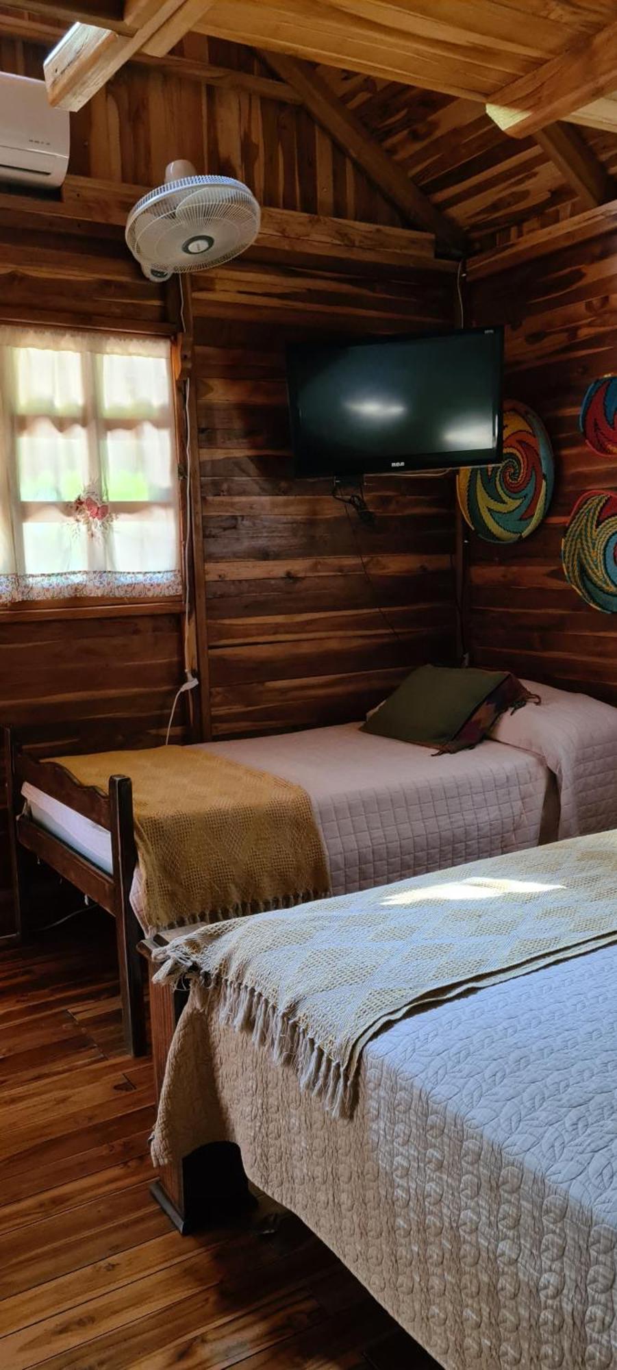 Congos Hostal Y Camping Playa Hermosa  Extérieur photo