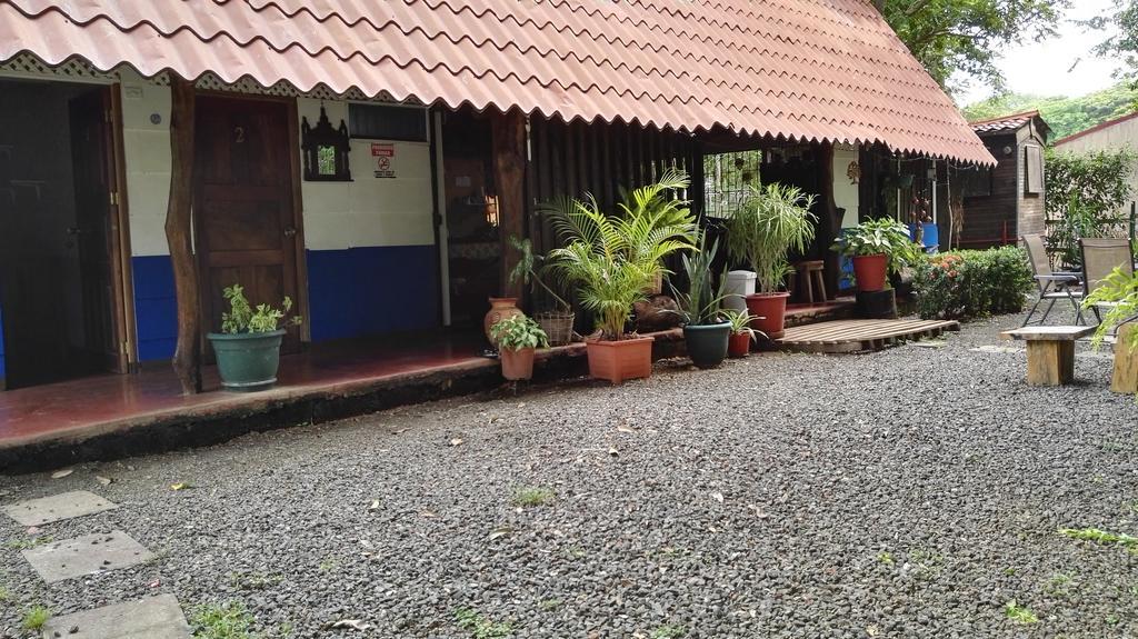 Congos Hostal Y Camping Playa Hermosa  Extérieur photo